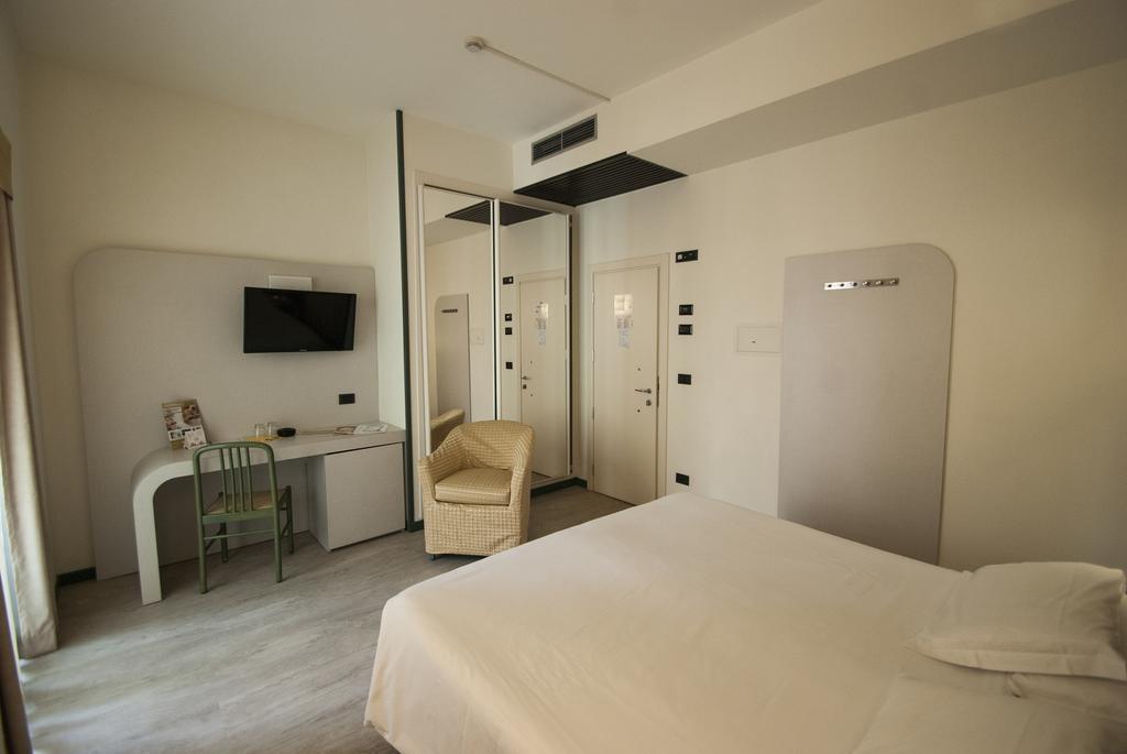 Hotel Le Palme - Premier Resort Μιλάνο Μαριτίμα Δωμάτιο φωτογραφία